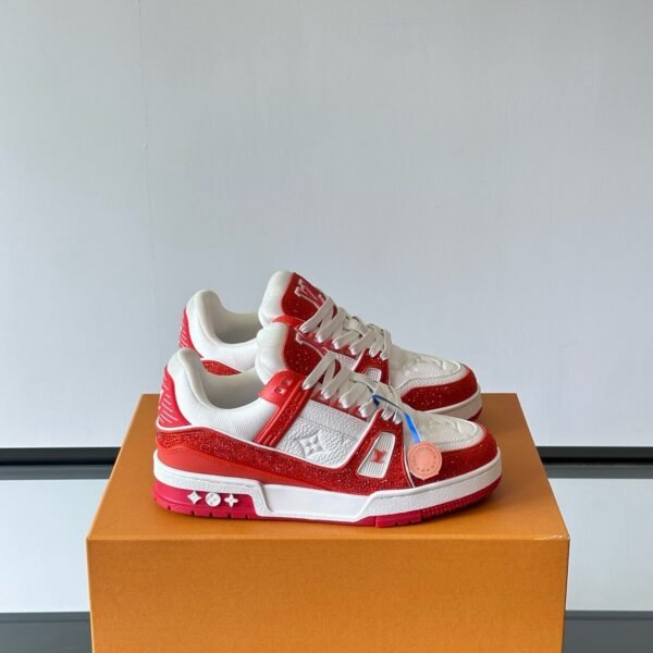 L X V Trainers SneakersSUNGLASSES