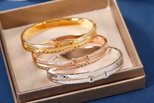 GUC BraceletsSUNGLASSES