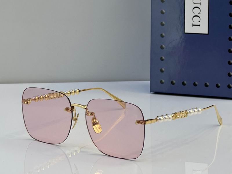 GUC SunglassesSUNGLASSES