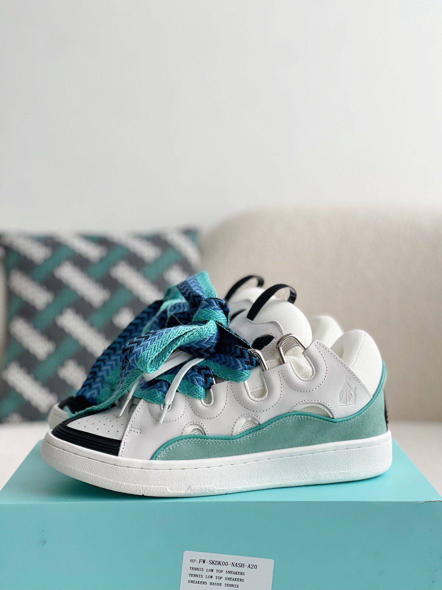 Lanvin Curb SneakerSUNGLASSES