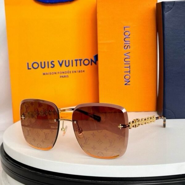 L X V SunglassesSUNGLASSES