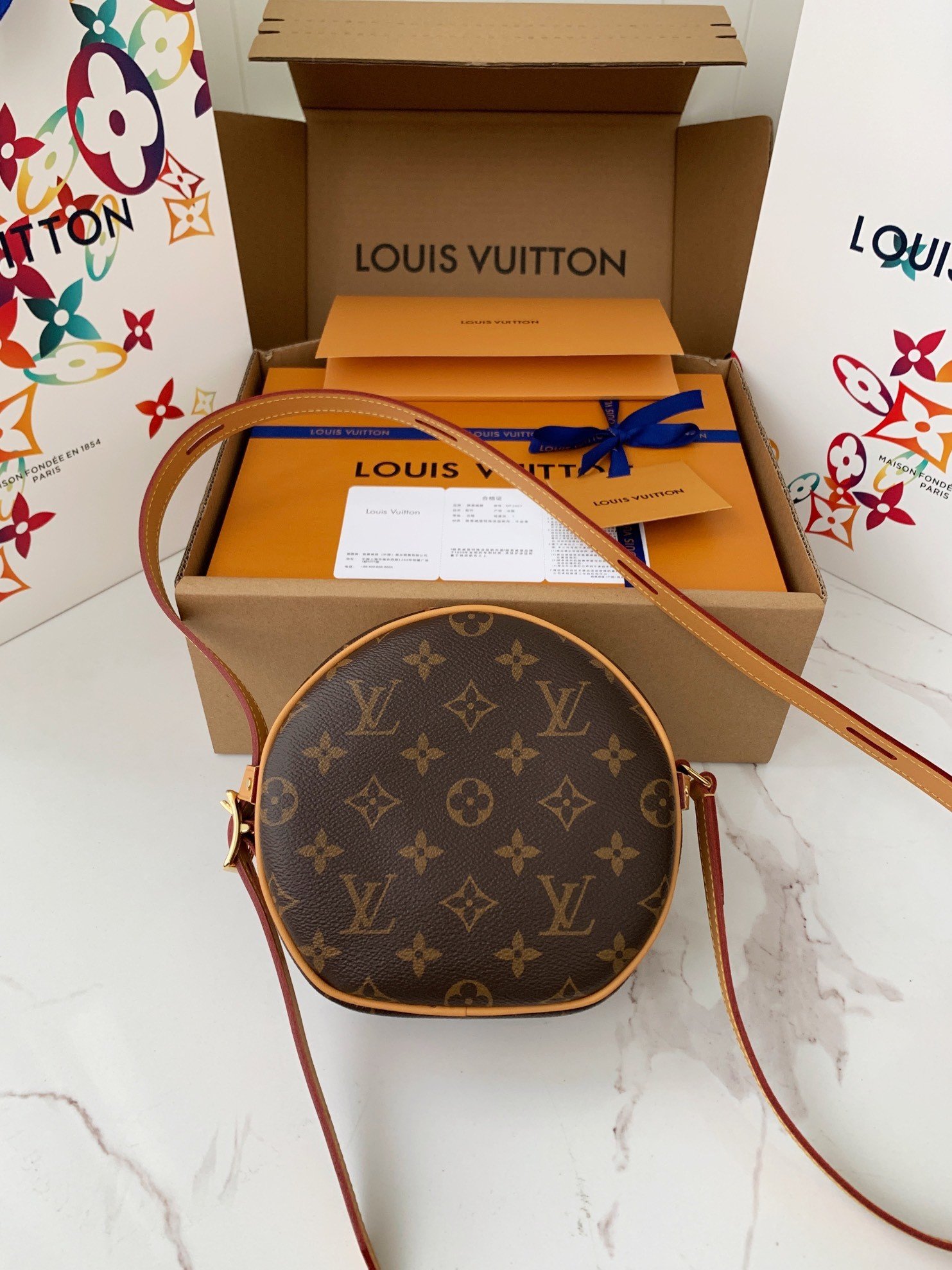 L X V  BOÎTE CHAPEAU SOUPLE  M45578 SIZE:17*18*7cm