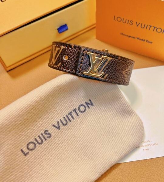 L&V Bracelet 02lyh1031SUNGLASSES