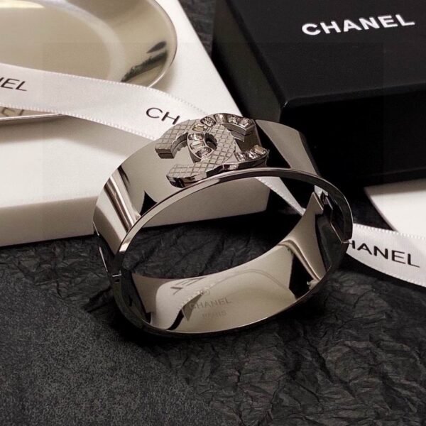 Chane BraceletsSUNGLASSES