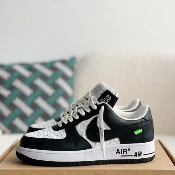 L X V X NK AIR FORCE 1 SneakerSUNGLASSES