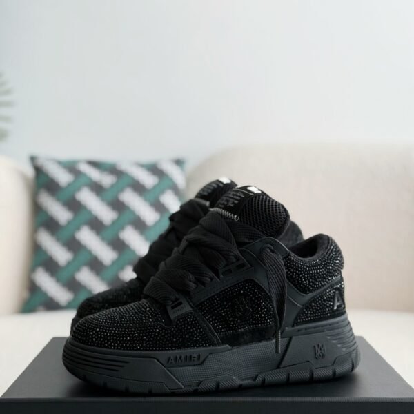 AMRI MA-1 low top sneakersSUNGLASSES