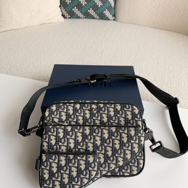 DR Oblique  size:23*16.5*4.3cm