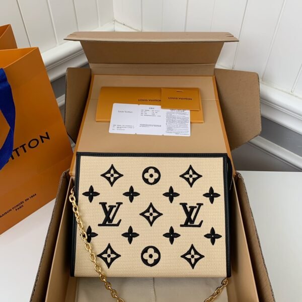 L X V Toiletry Pouch  25*20*5.5cm