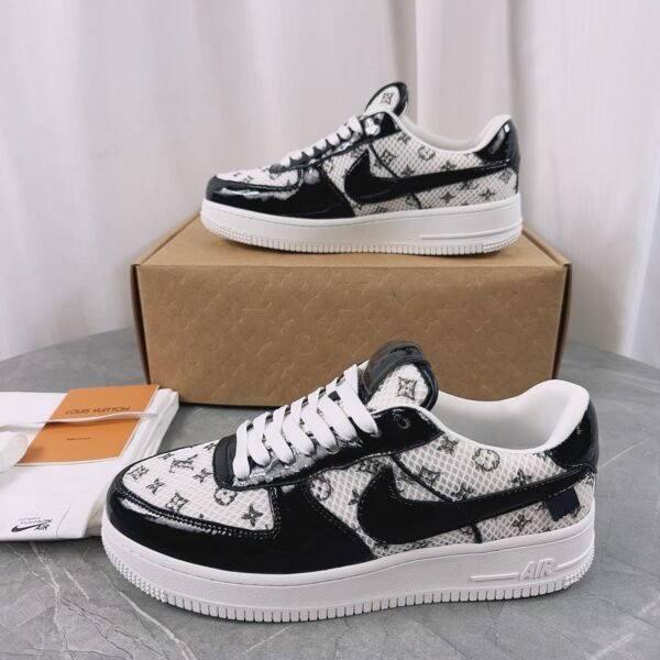 NK x L X V Trainers SneakersSUNGLASSES