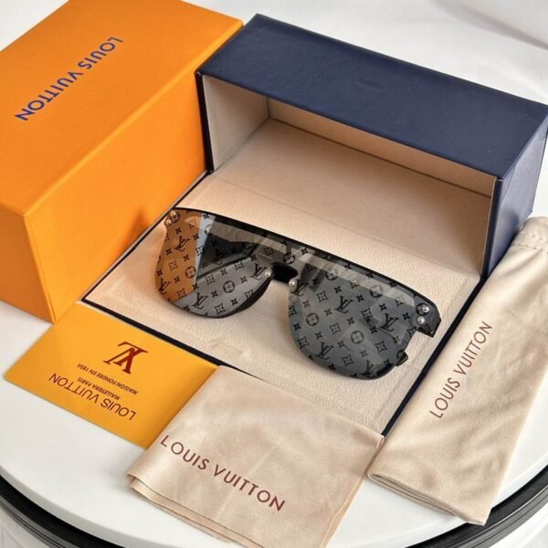 L X V SunglassesSUNGLASSES