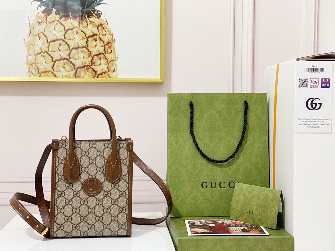 GUC Retro mini tote 671623 size:16*20*7cm