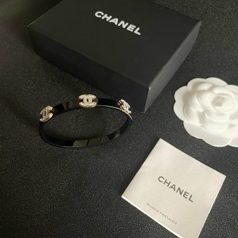 Chane BraceletsSUNGLASSES
