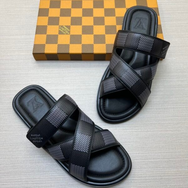 L X V  OASIS SLIPPERSSUNGLASSES