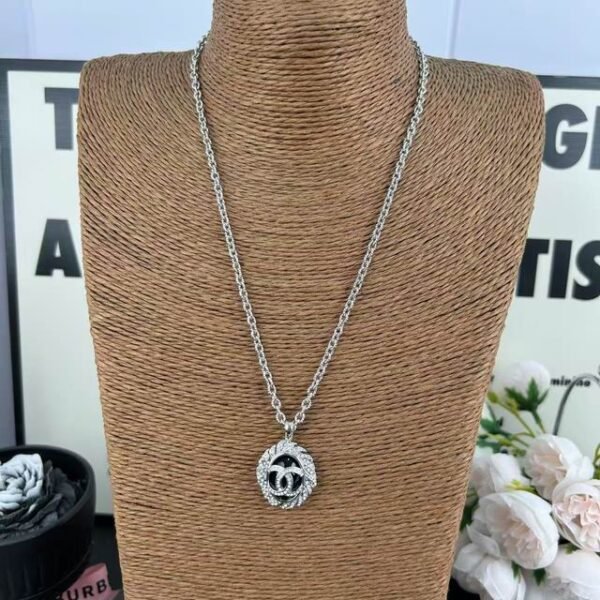 Chane NecklaceSUNGLASSES