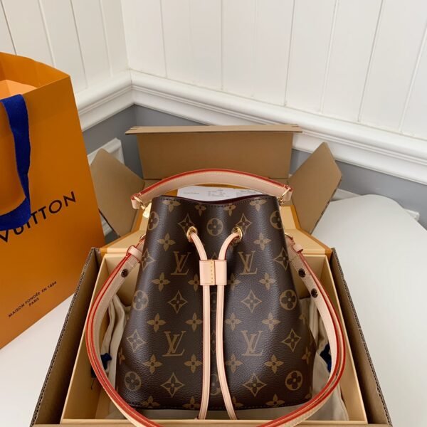 L X V  NÉONOÉ BB 20*20*13cm（Multiple colors）