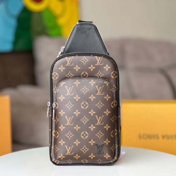 L X V AVENUE NM Shoulder bag 20*31*7cm（Multiple colors）