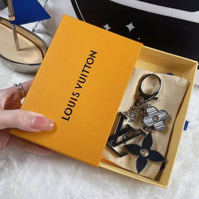 L X V Key Ring