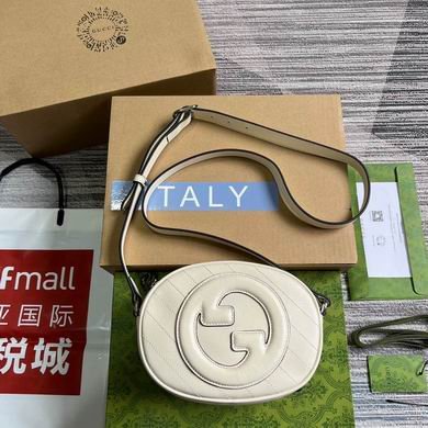 GUC Shoulder bag 20x15x8cm（Multiple colors）