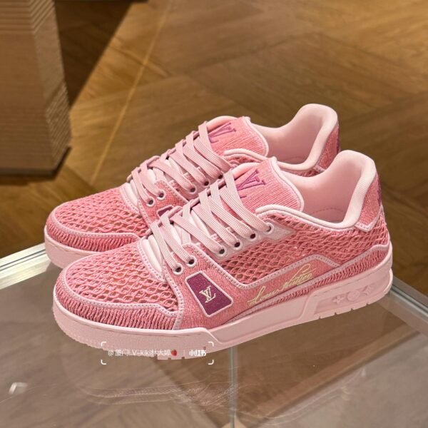 L X V TRAINER SneakersSUNGLASSES