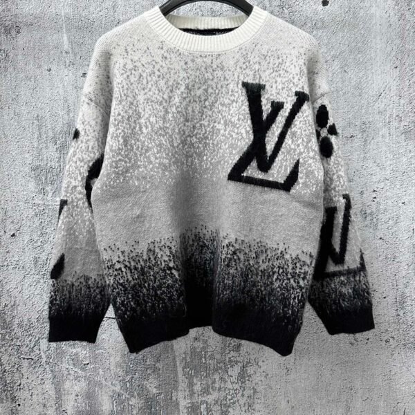 L X V  Sweater 2025SUNGLASSES