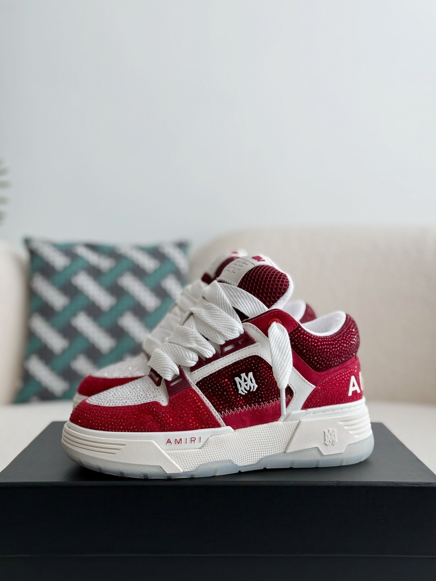 AMRI MA-1 low top sneakersSUNGLASSES