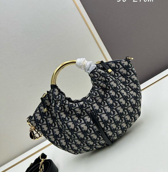 DR Handbag 36x27cm （Multiple colors）