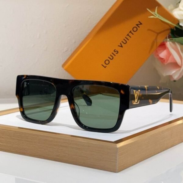 L X V SunglassesSUNGLASSES