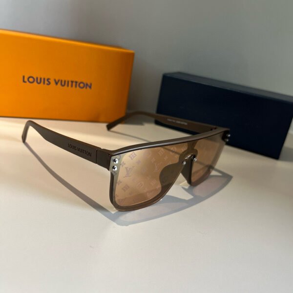 L X V SunglassesSUNGLASSES