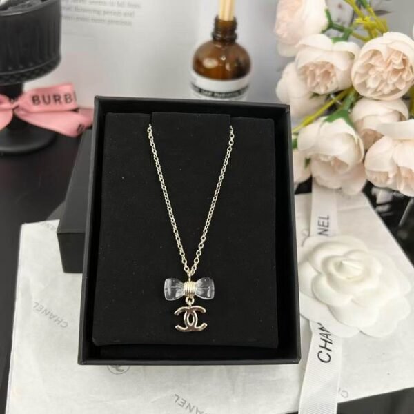 Chane NecklaceSUNGLASSES