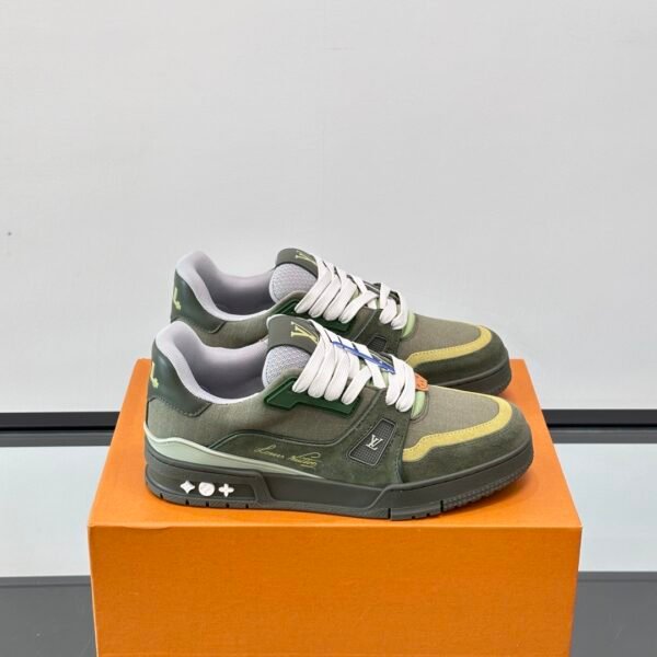 L X V TRAINER SneakersSUNGLASSES