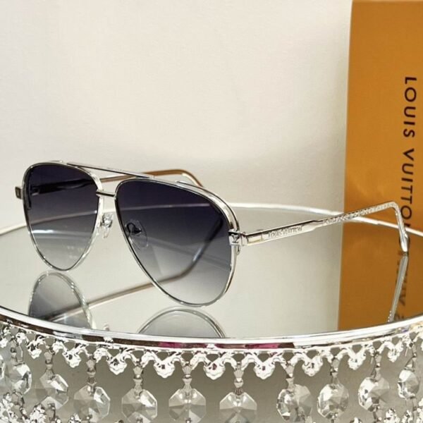 L X V SunglassesSUNGLASSES