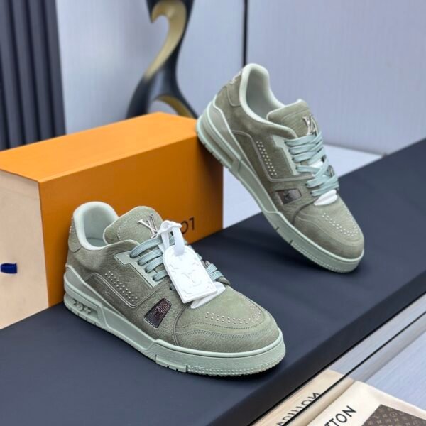 L X V TRAINER SneakersSUNGLASSES