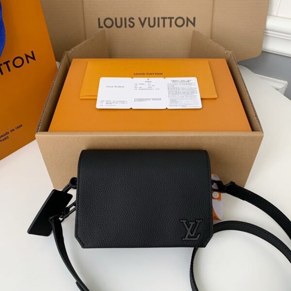 L X V FLAP 17.3*12*7cm