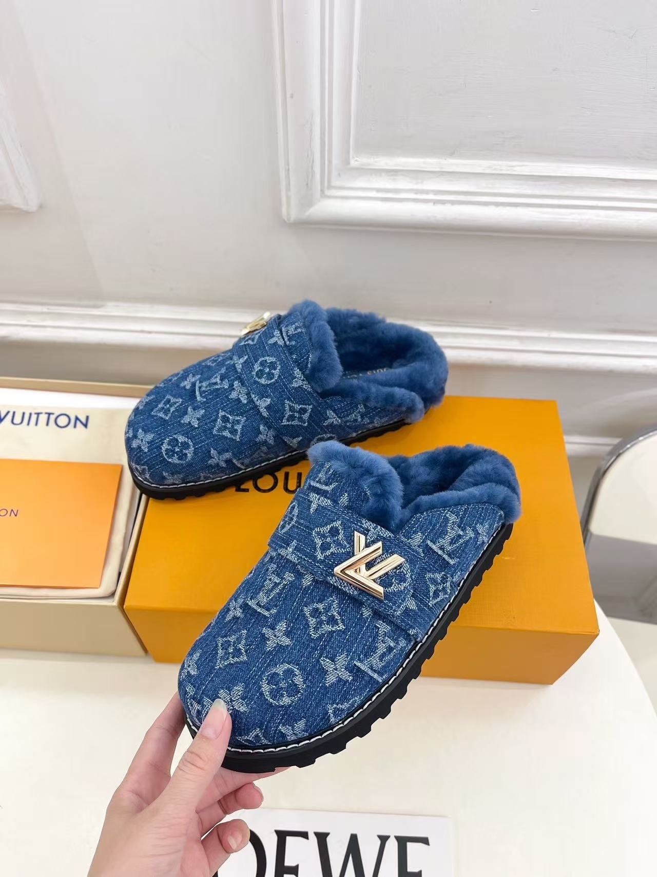 L X V Easy Sandals 2025SUNGLASSES