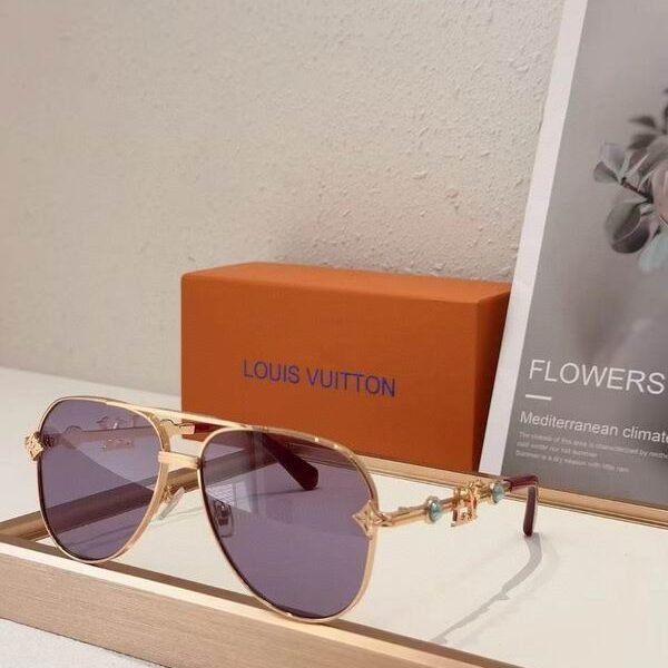 L X V SunglassesSUNGLASSES