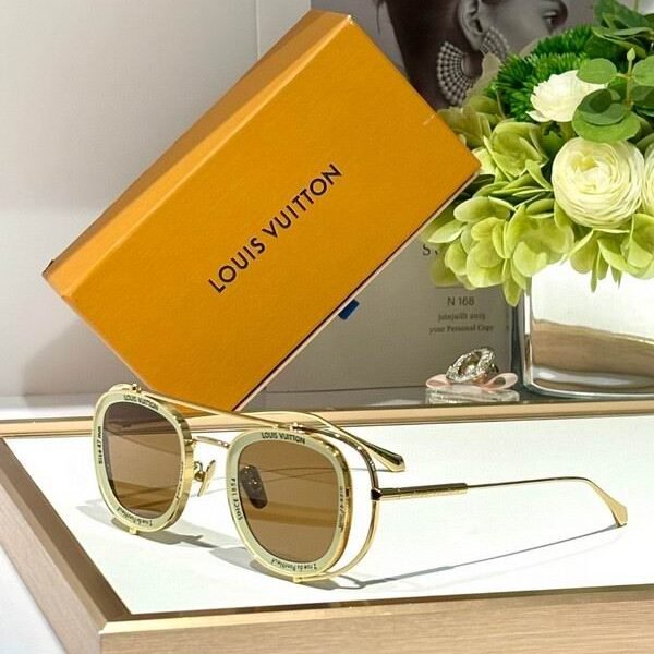 L X V SunglassesSUNGLASSES