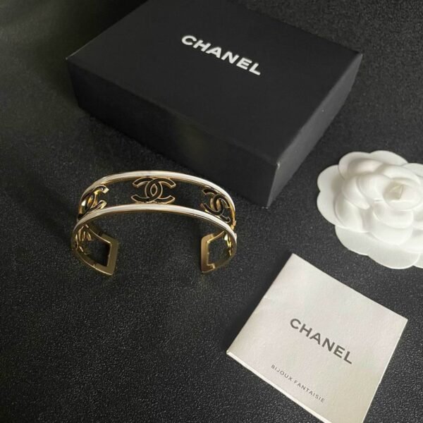 Chane BraceletsSUNGLASSES