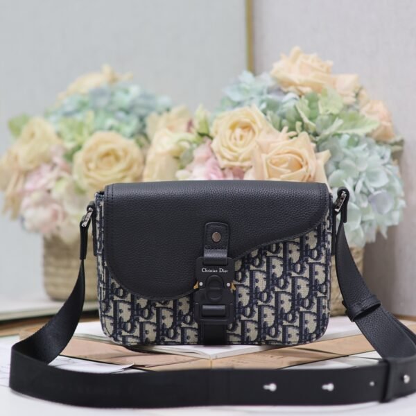 DR Oblique  size:23x17x6cm