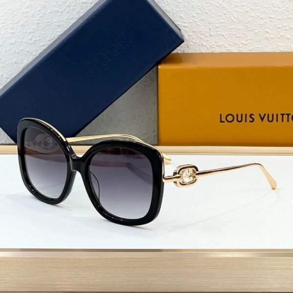 L X V SunglassesSUNGLASSES