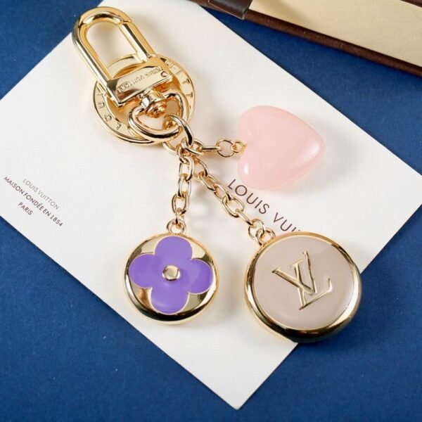 L X V Key Ring（Multiple colors）