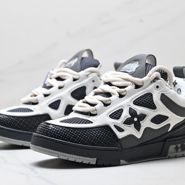 L X V Skate SneakerSUNGLASSES