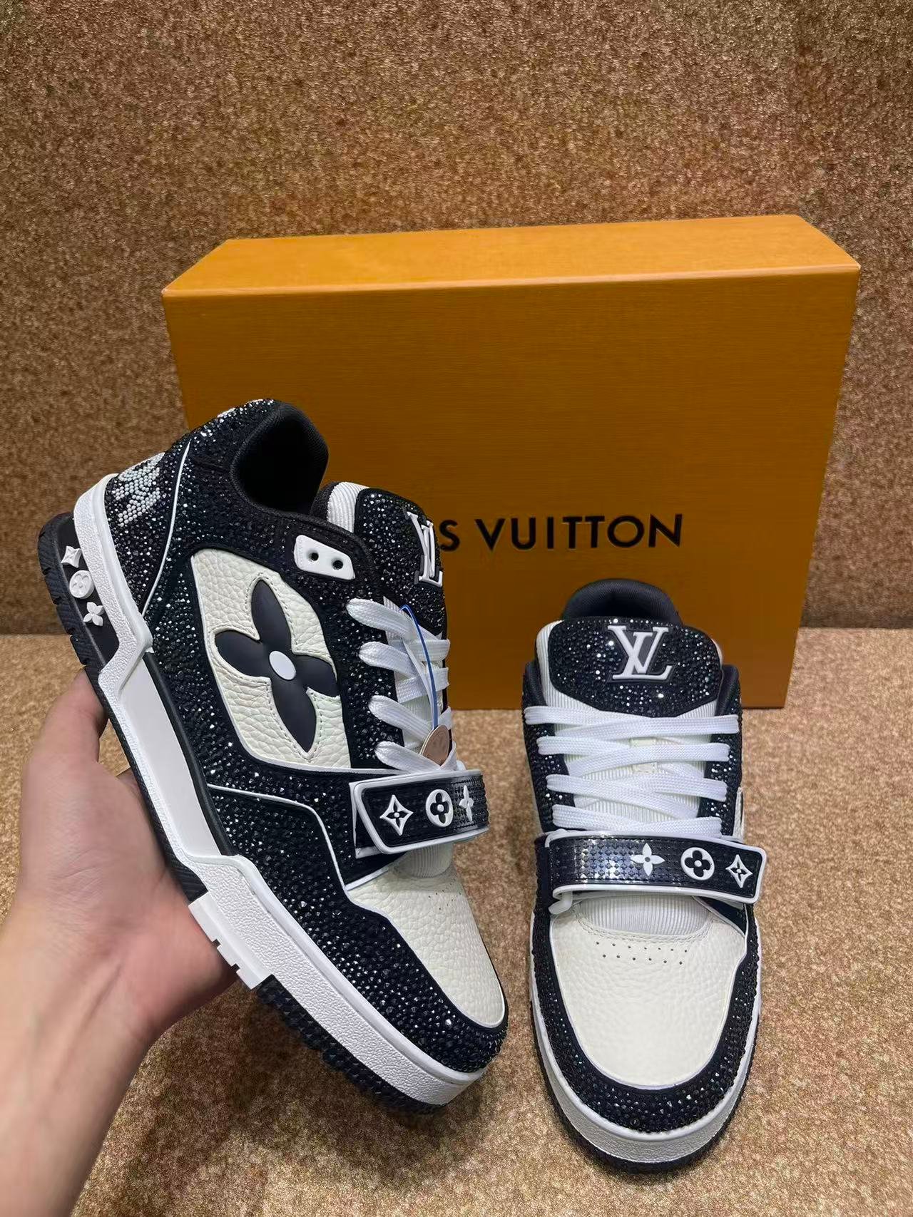 Louis Vuitton LV TrainerWhite Black
